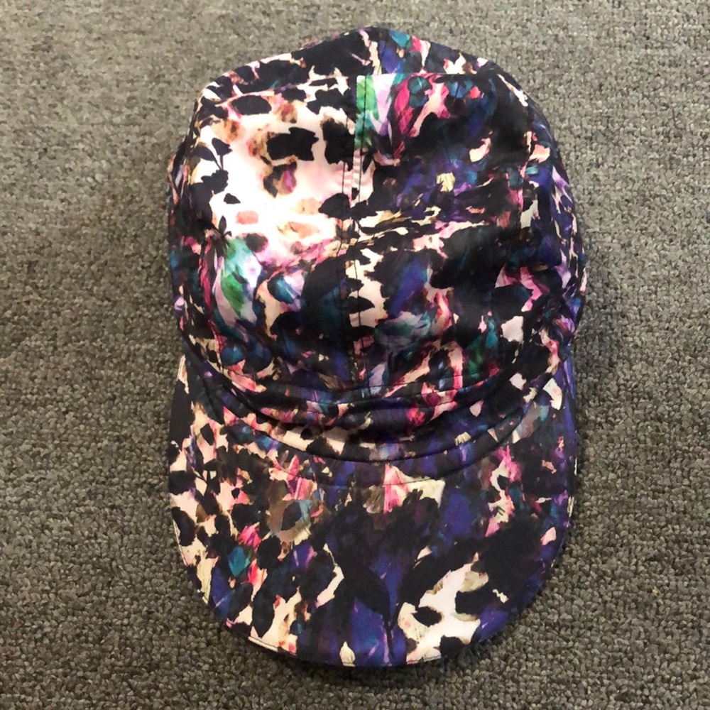 Lululemon Race to Win baseball hat One Size